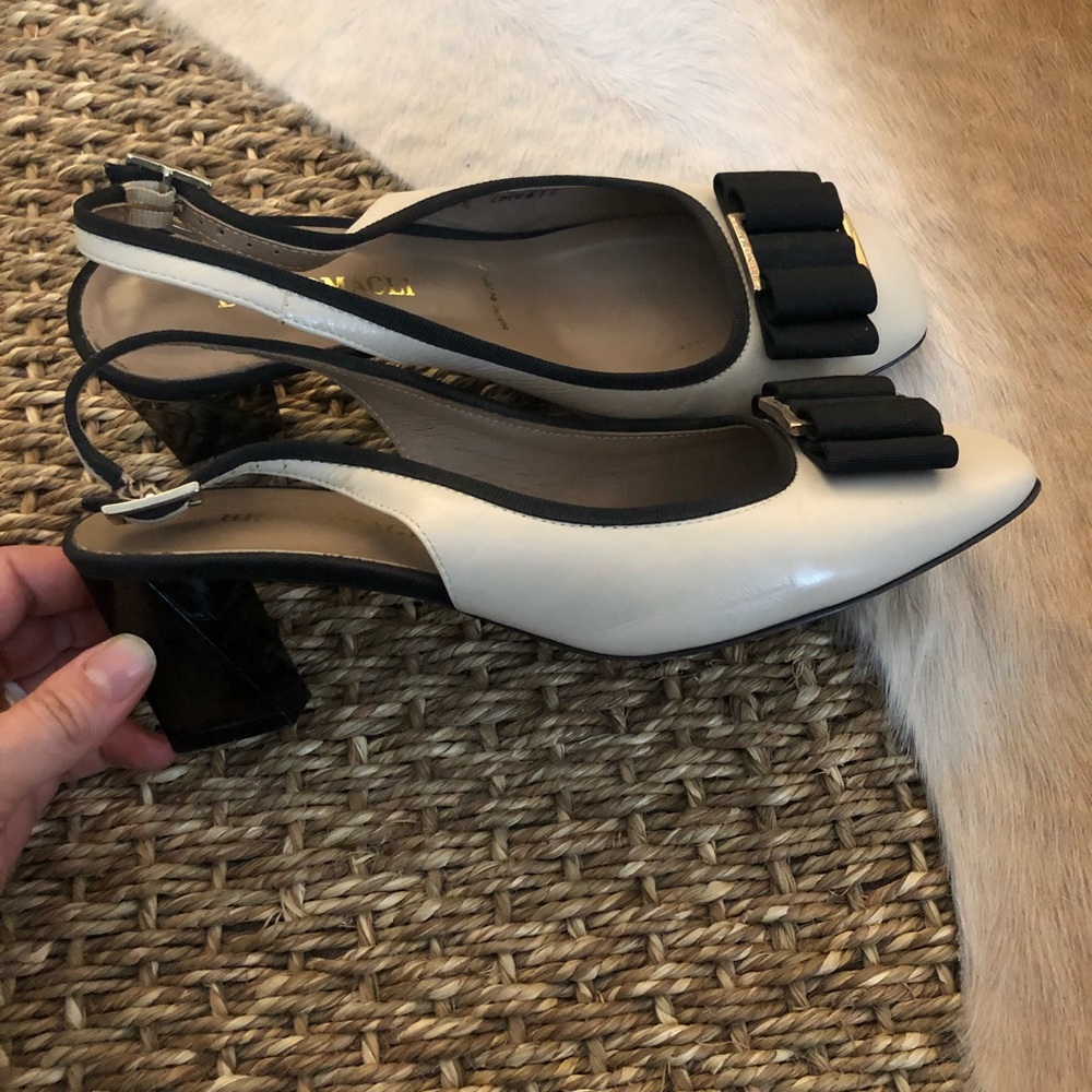 🚨🚨 LAST CHANCE! 🚨🚨 Bruno Magli Slingbacks